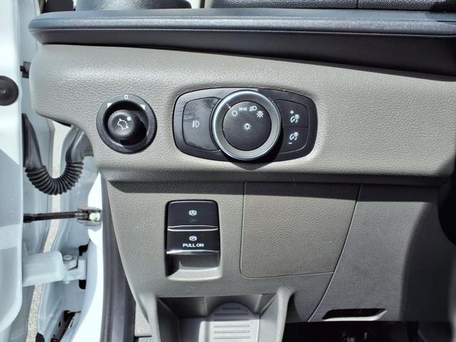Photo of 2023 Oxford White Ford Transit-250