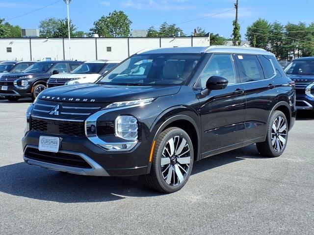 Photo of 2025 Black Diamond Mitsubishi Outlander