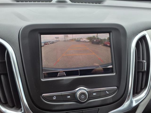 Photo of 2022 Blue Glow Metallic Chevrolet Equinox