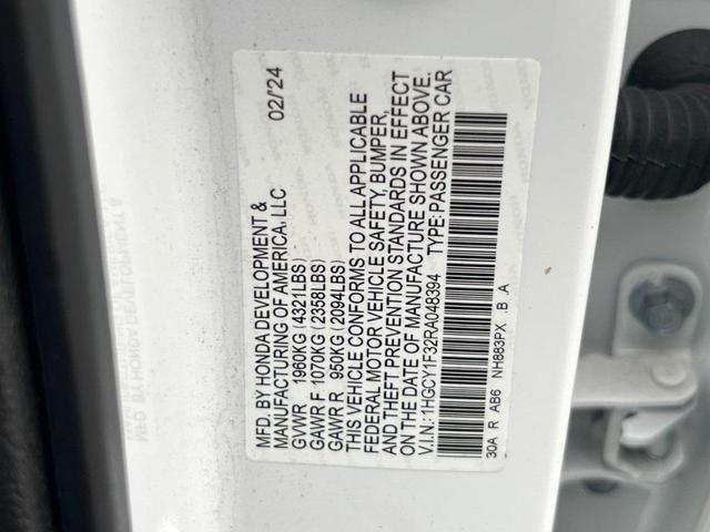 Photo of 2024 Platinum White Pearl Honda Accord