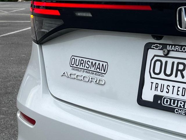 Photo of 2024 Platinum White Pearl Honda Accord