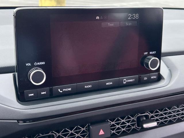 Photo of 2024 Platinum White Pearl Honda Accord