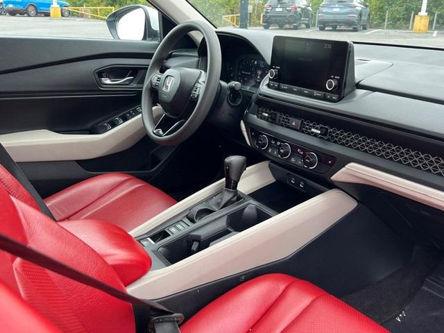 Photo of 2024 Platinum White Pearl Honda Accord