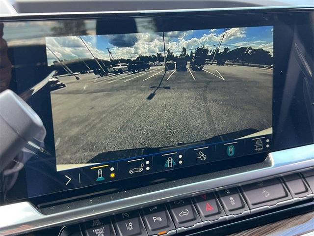 Photo of 2025 Summit White Chevrolet Silverado 2500