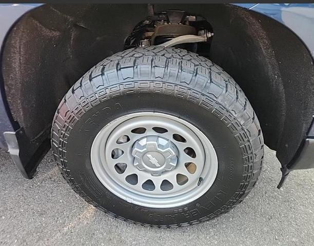 Photo of 2023 Northsky Blue Metallic Chevrolet Silverado 1500