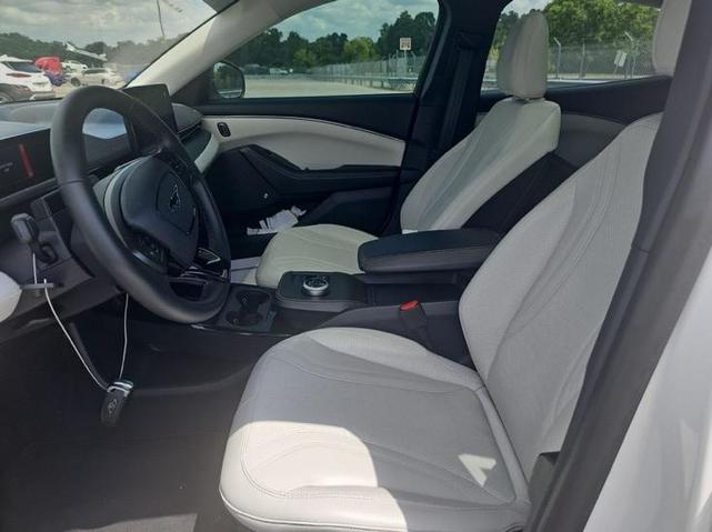 Photo of 2023 White Metallic Ford Mustang Mach-E