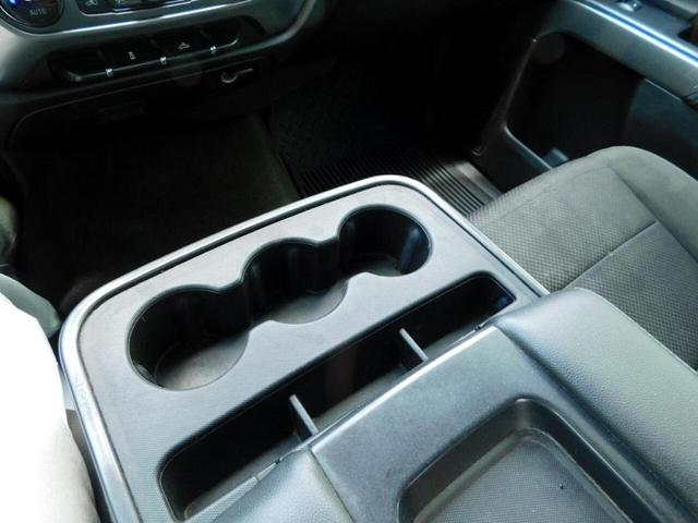 Photo of 2015 White Chevrolet Silverado 1500