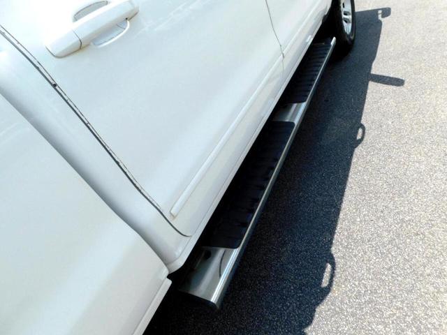 Photo of 2015 White Chevrolet Silverado 1500