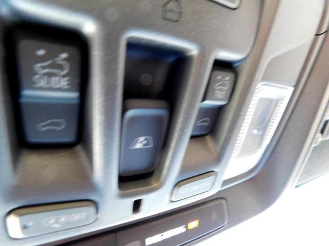 Photo of 2024 White Frost Tri-Coat GMC Sierra 1500