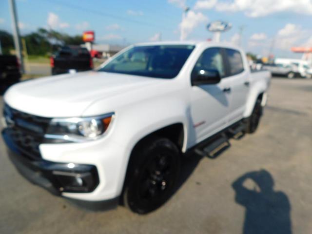 Photo of 2021 White Chevrolet Colorado
