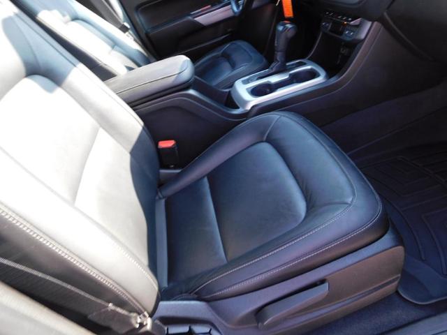 Photo of 2021 White Chevrolet Colorado