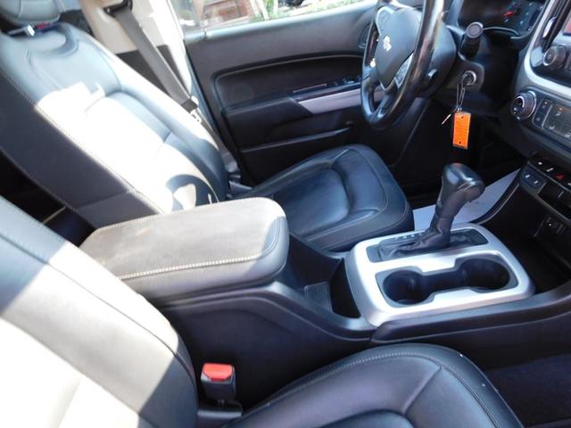 Photo of 2021 White Chevrolet Colorado