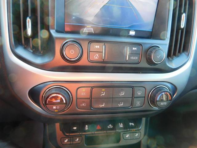 Photo of 2021 White Chevrolet Colorado