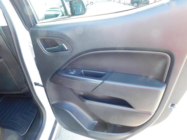 Photo of 2021 White Chevrolet Colorado