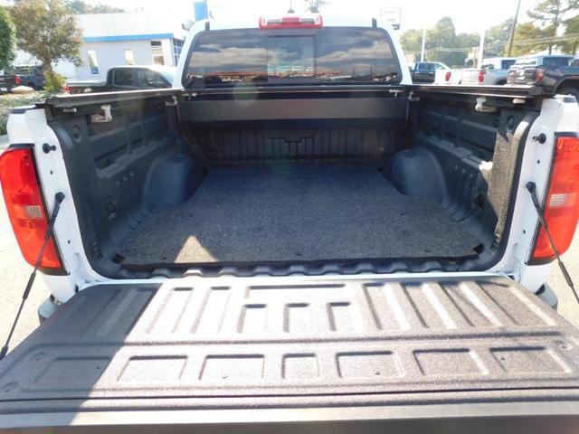 Photo of 2021 White Chevrolet Colorado