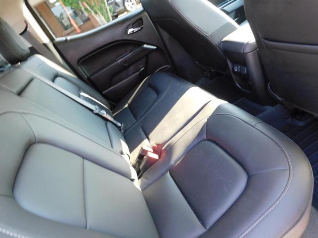 Photo of 2021 White Chevrolet Colorado