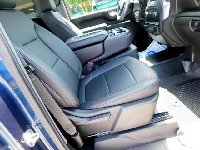 Photo of 2021 Blue Chevrolet Silverado 2500
