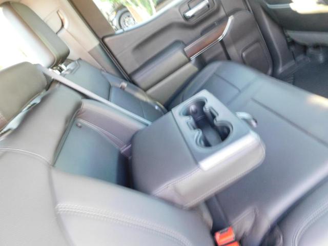 Photo of 2020 White GMC Sierra 1500