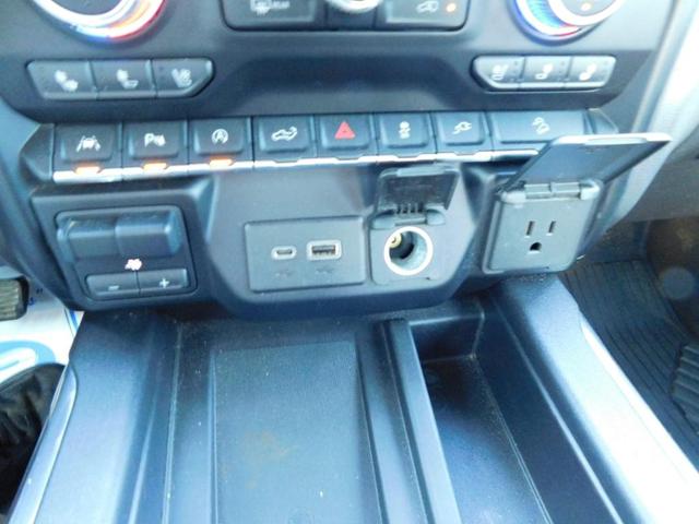 Photo of 2020 White GMC Sierra 1500