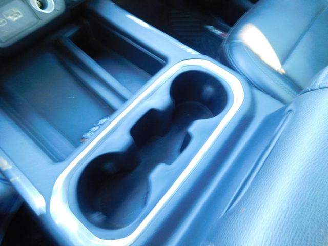 Photo of 2020 White GMC Sierra 1500