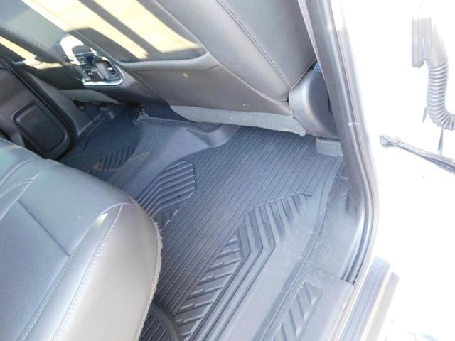 Photo of 2020 White GMC Sierra 1500