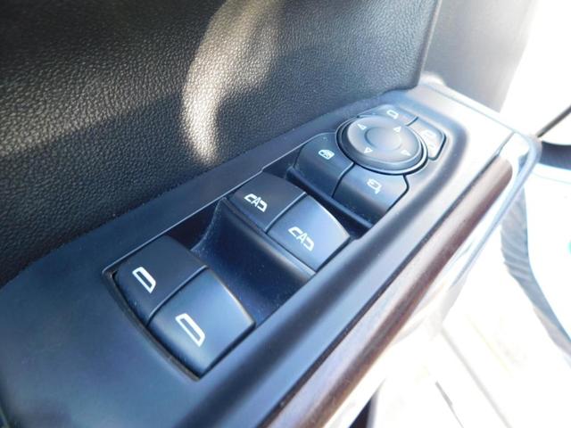 Photo of 2020 White GMC Sierra 1500