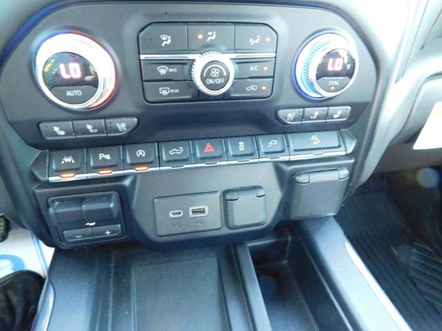 Photo of 2020 White GMC Sierra 1500