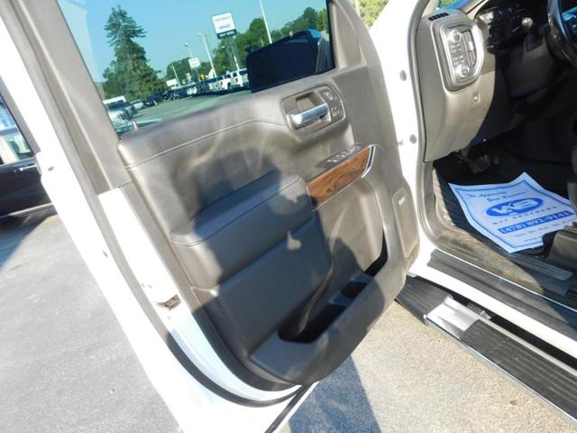 Photo of 2020 White GMC Sierra 1500