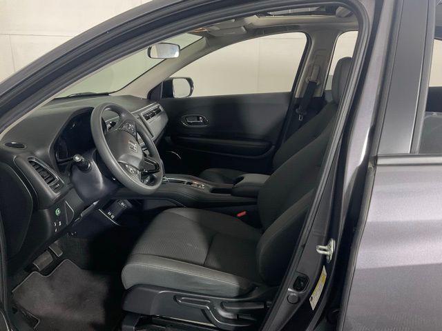 Photo of 2022 Modern Steel Metallic Honda HR-V
