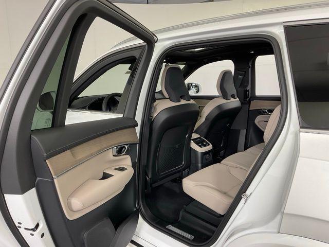 Photo of 2025 Crystal White Pearl Volvo XC90 Plug-In Hybrid