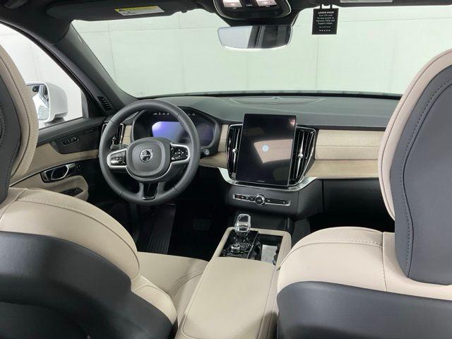 Photo of 2025 Crystal White Pearl Volvo XC90 Plug-In Hybrid