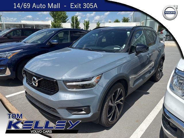 2022 Volvo XC40
