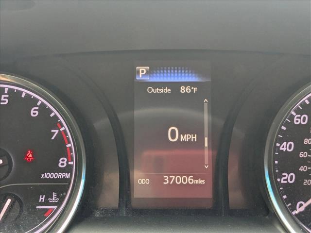 Photo of 2018 Ruby Flare Pearl Toyota Camry