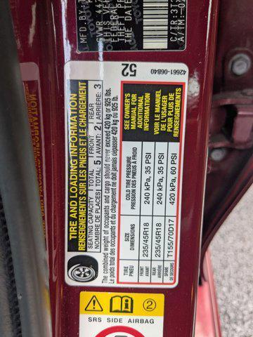 Photo of 2018 Ruby Flare Pearl Toyota Camry