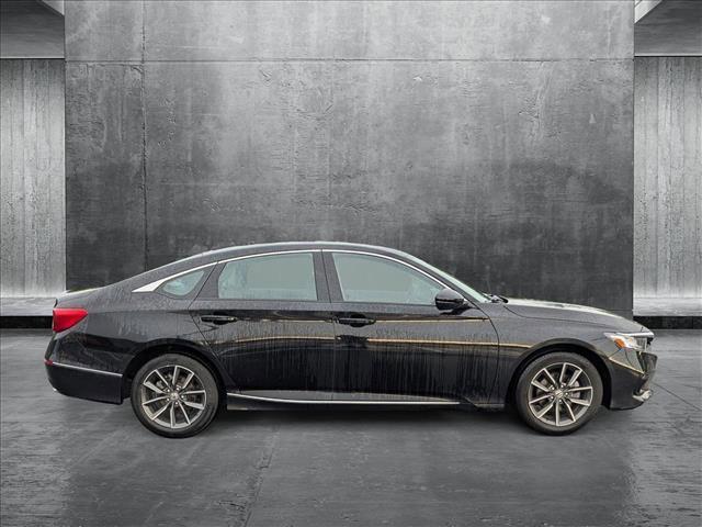 Photo of 2022 Crystal Black Pearl Honda Accord