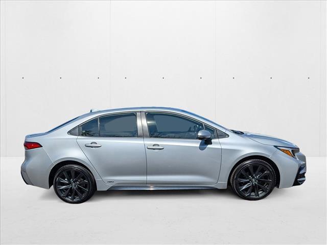 Photo of 2023 Classic Silver Metallic Toyota Corolla Hybrid