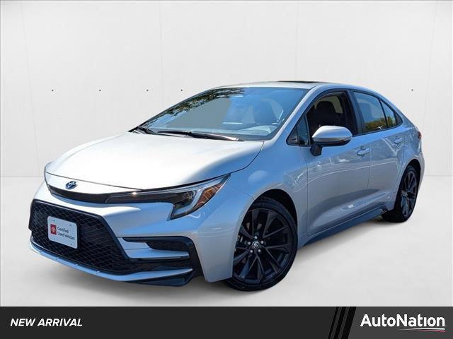 Photo of 2023 Classic Silver Metallic Toyota Corolla Hybrid
