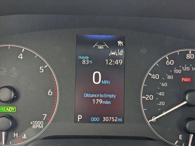 Photo of 2023 Classic Silver Metallic Toyota Corolla Hybrid