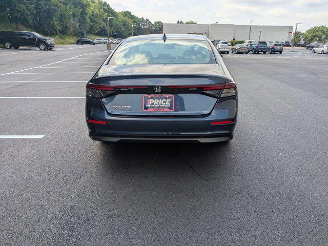 Photo of 2023 Canyon River Blue Metallic Honda Accord