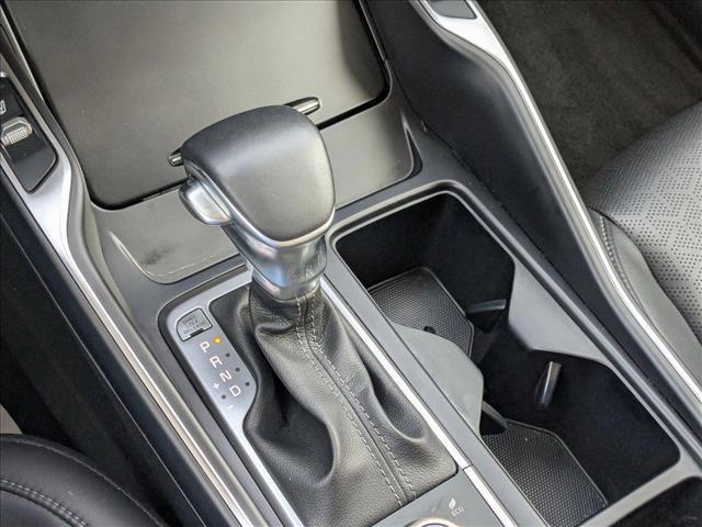 Photo of 2022 Ebony Black Kia Sorento