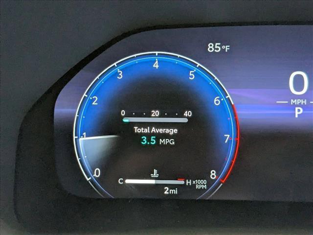 Photo of 2025 Ruby Flare Pearl Toyota Grand Highlander