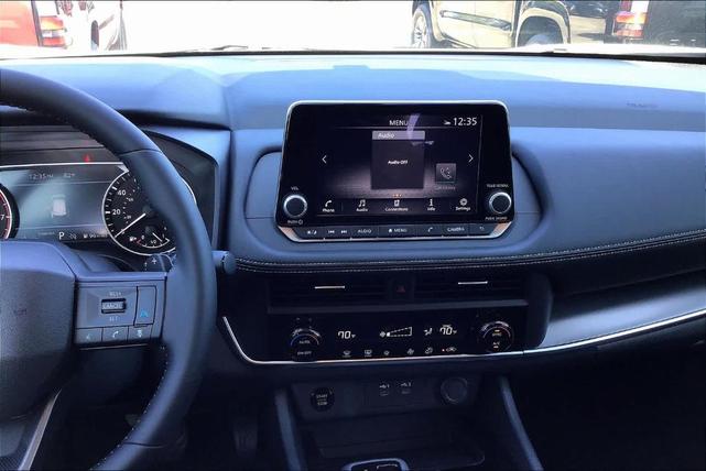 Photo of 2025 Everest White P Nissan Rogue