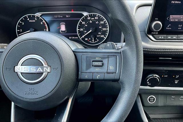 Photo of 2023 Glacier White Nissan Rogue