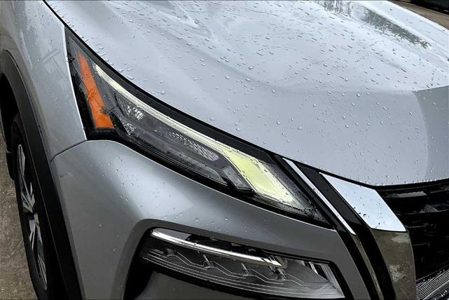 Photo of 2022 Brilliant Silver Metallic Nissan Rogue