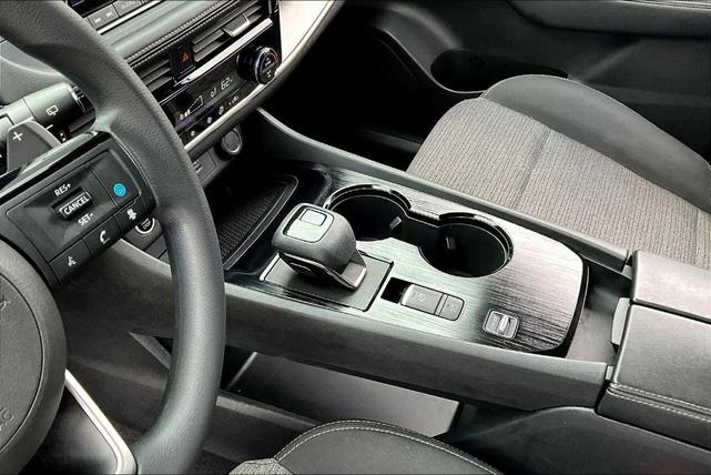 Photo of 2022 Brilliant Silver Metallic Nissan Rogue
