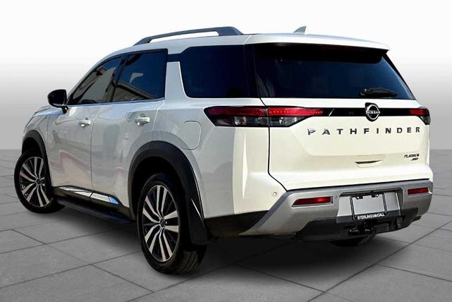 Photo of 2022 White Nissan Pathfinder
