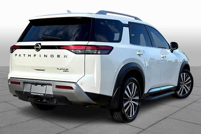 Photo of 2022 White Nissan Pathfinder