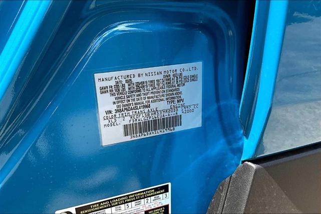 Photo of 2025 2t Ice Blk Roof Nissan Kicks