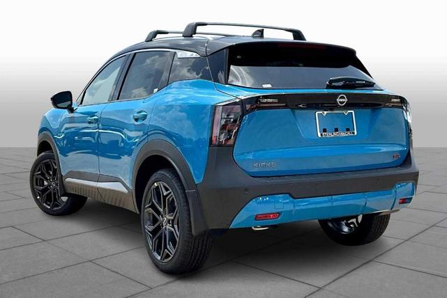 Photo of 2025 2t Ice Blk Roof Nissan Kicks