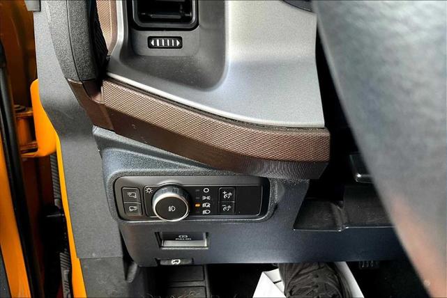 Photo of 2022 Cyber Orange Metallic Tricoat Ford Bronco